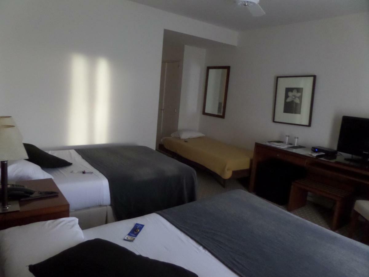 Elegance Hotel Tandil Room photo